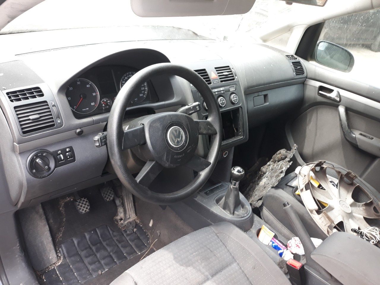 Vw Touran 1.9 101к.с. AVQ 6ск. На части