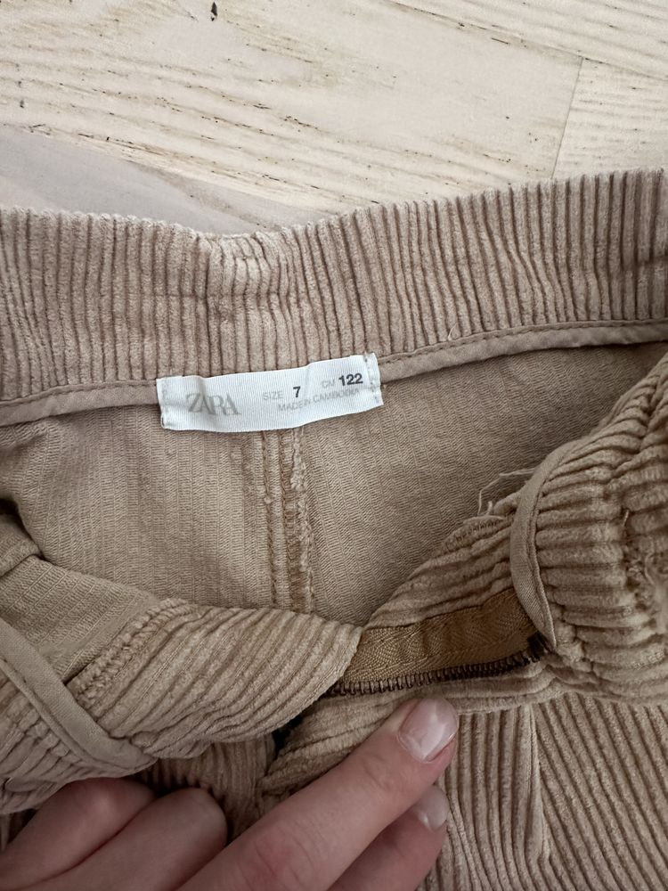 Джинсы, шорты (Zara, H&M) 116 см