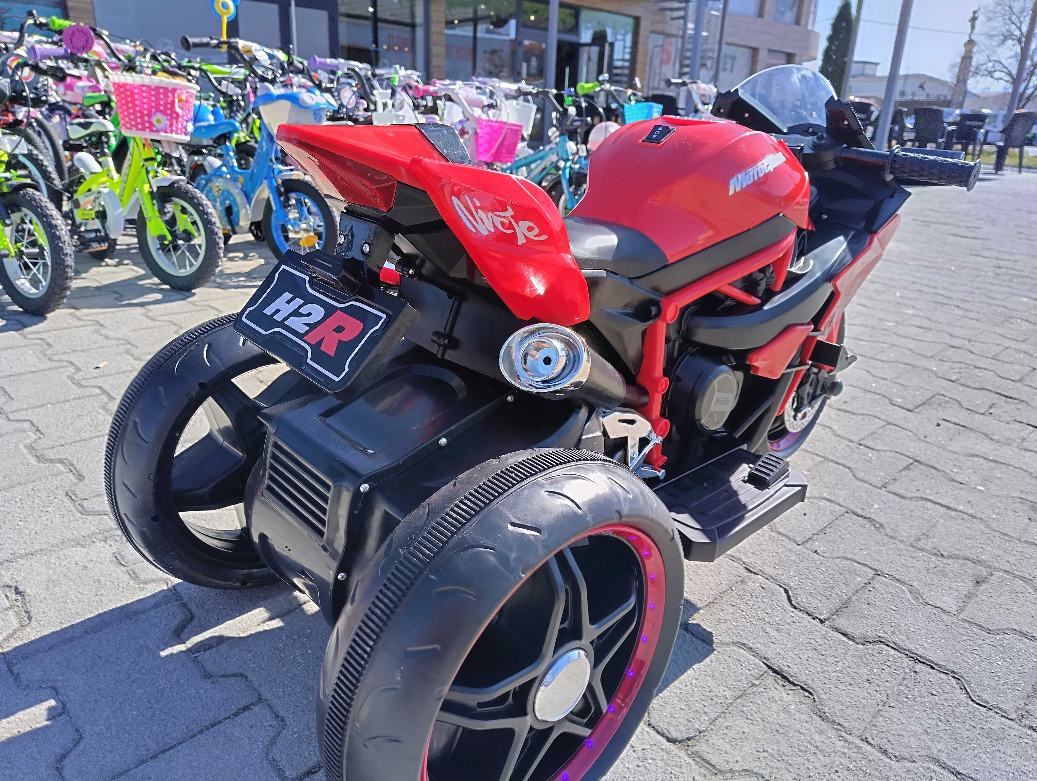 KAWASAKI акумулаторен мотор NINJA червен