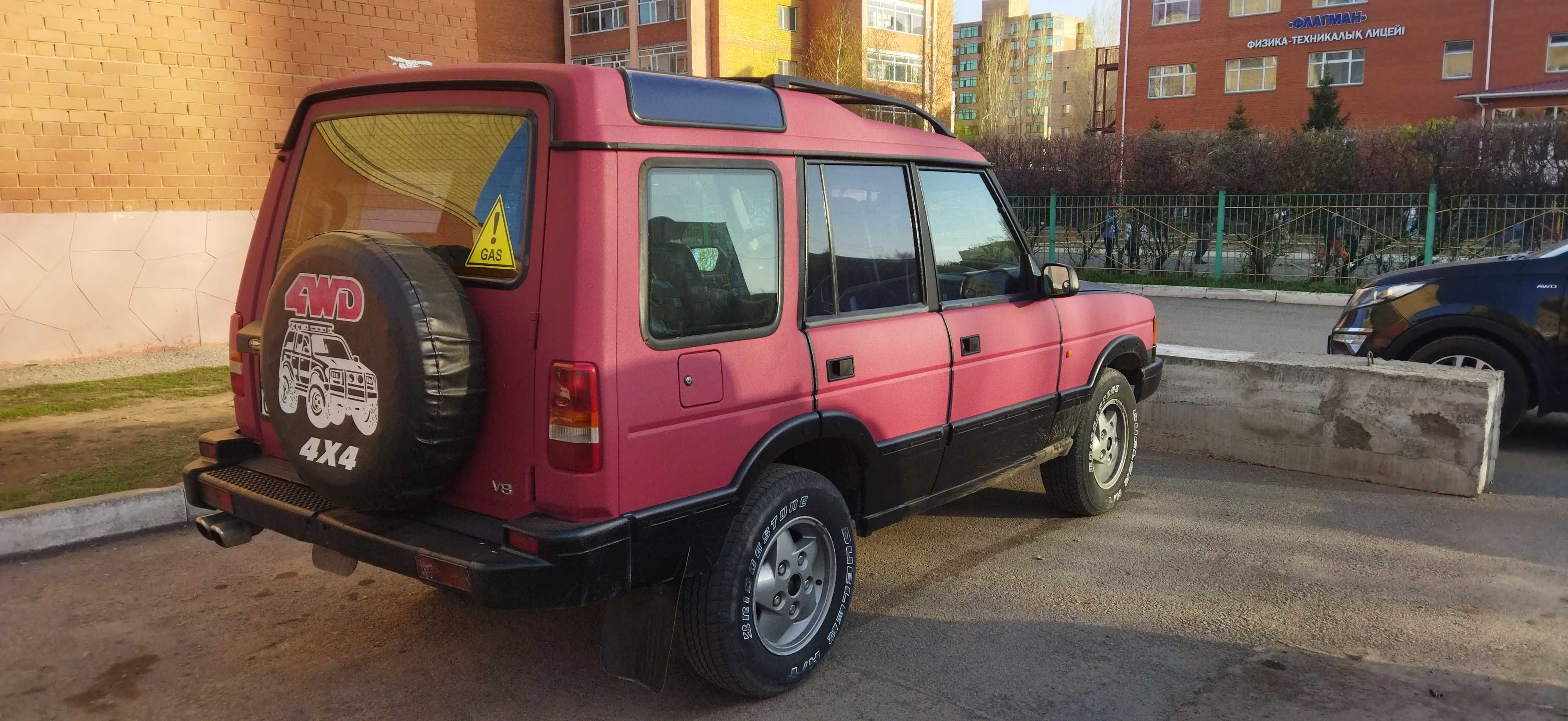 Land Rover Discovery 1996