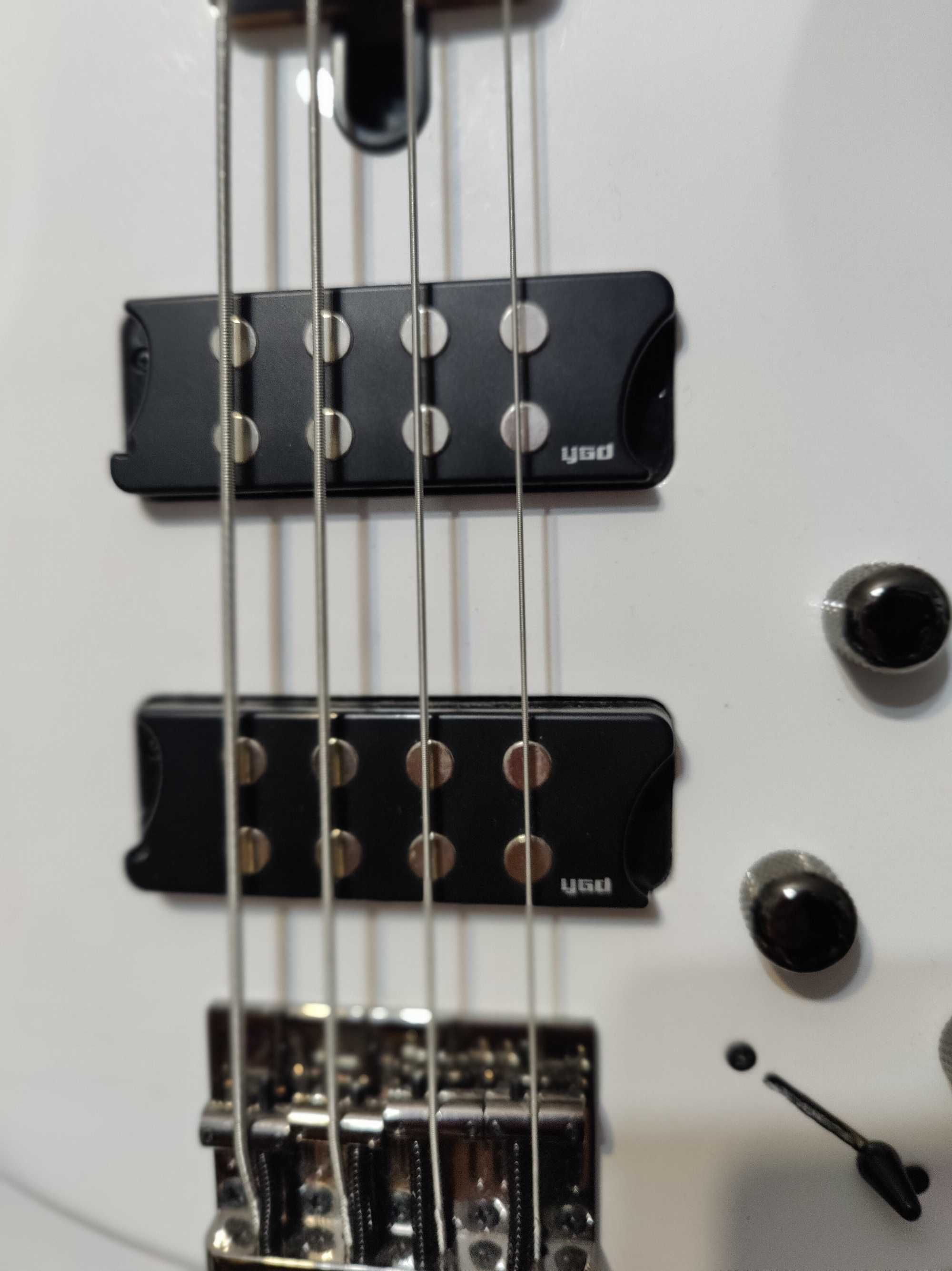 Chitara bass Yamaha TRBX 304 activ