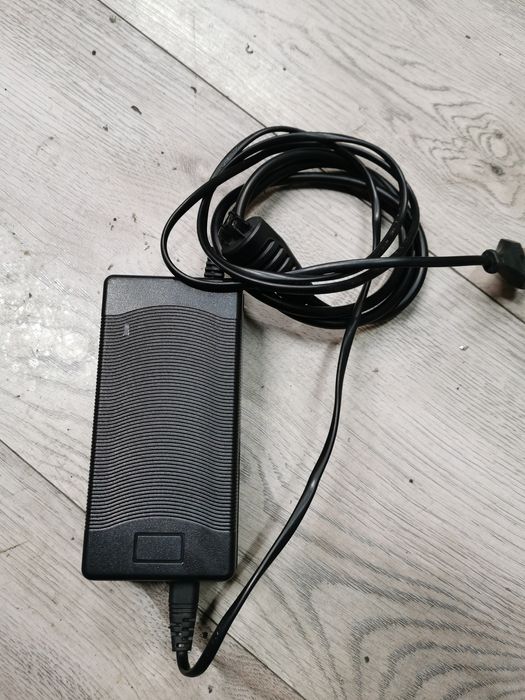 Incarcator Bosch 4A bicicleta electrica.