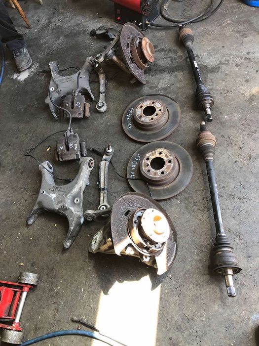 Заден мост/ носач/ диск/ шенкел БМВ Х5, Е70, 4.8и, 355кс