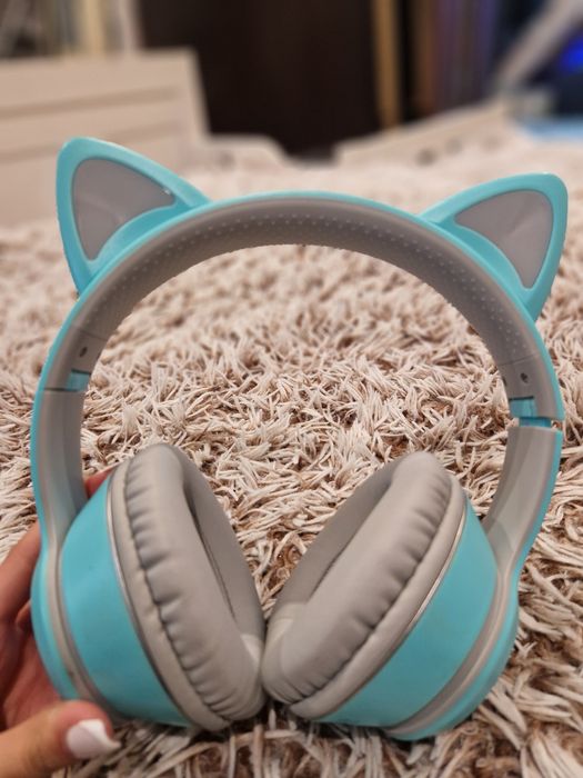 Căști Bluetooth cu urechi pisică LED – Stare foarte bună