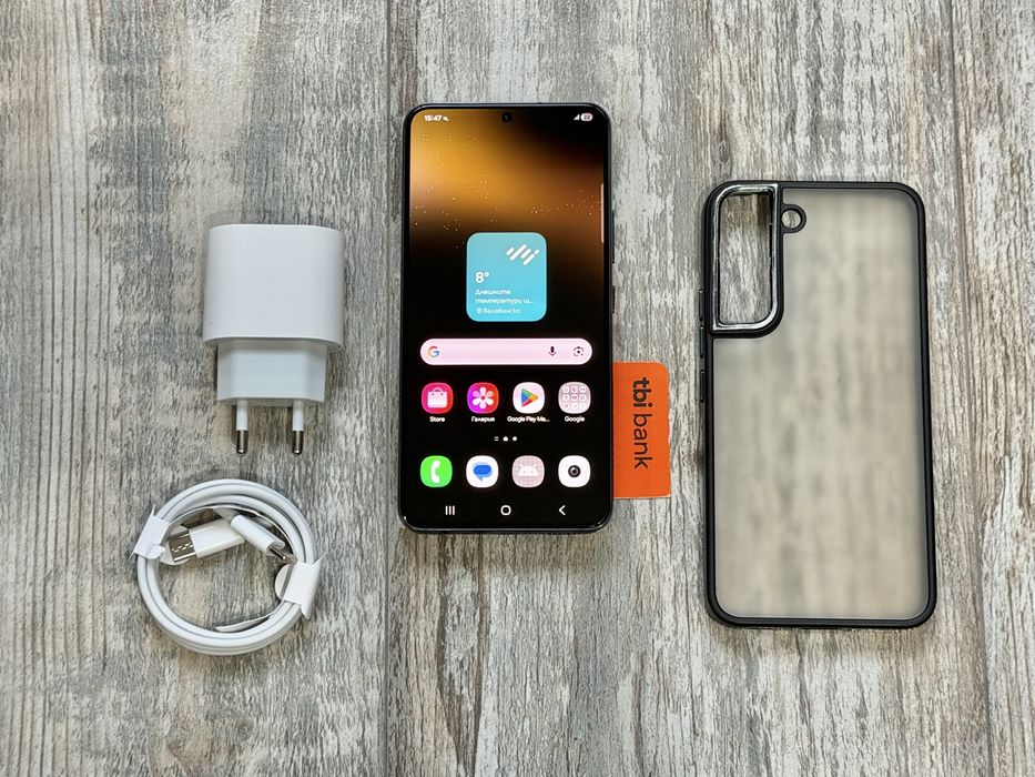 Samsung Galaxy S22 5G 128 GB Dual Sim Black Отличен