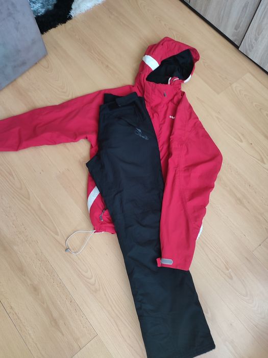 Дамска ски екипировка С размер