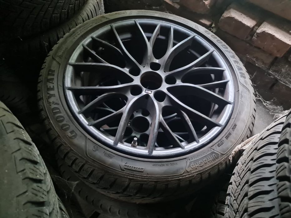 Goodyear 225/45 R18 Iarna