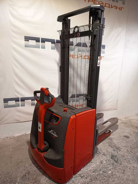 Електрическа палетна количка-стакер LINDE L16
