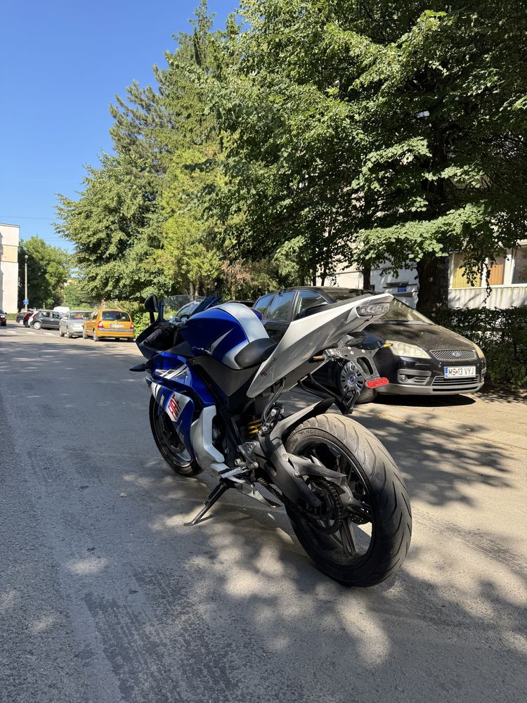 Yamaha YZF R125 !