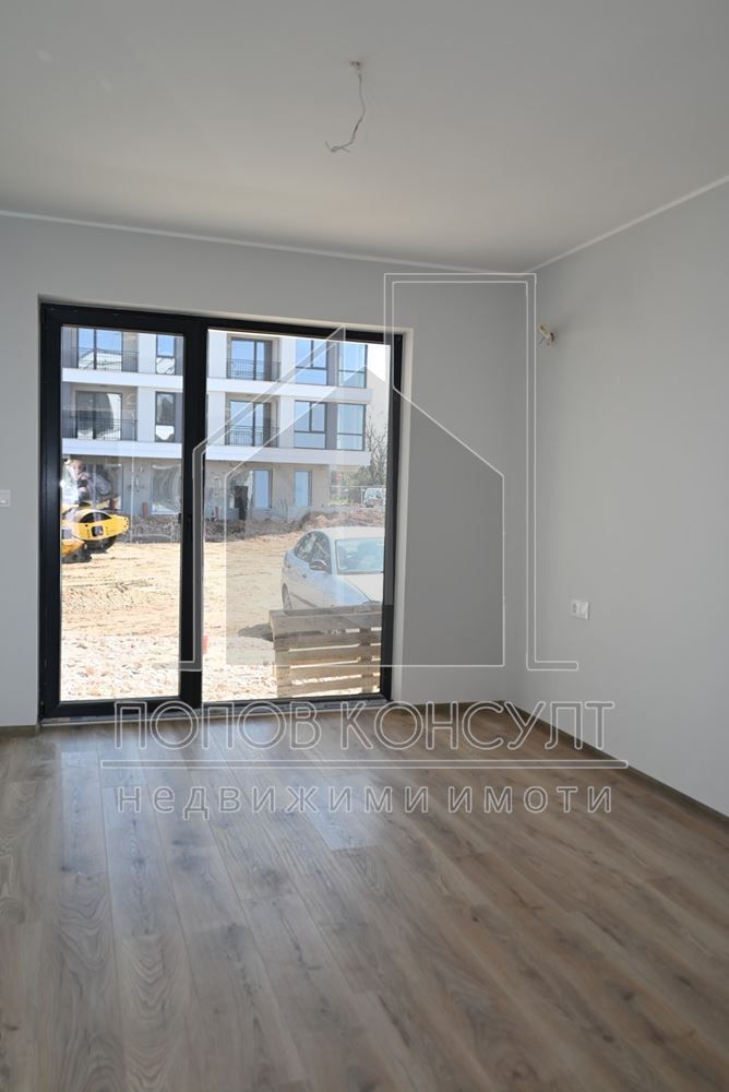 Продава се Двустаен апартамент в Пловдив, Беломорски - 99 кв.м за 1313 €/кв.м - Снимка #7