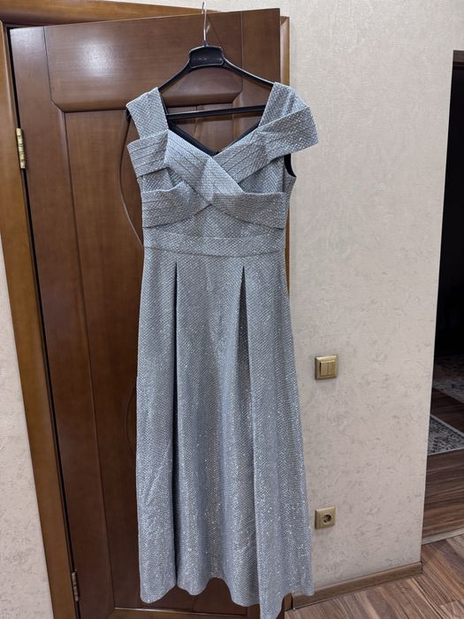 Вечерние платья на выход