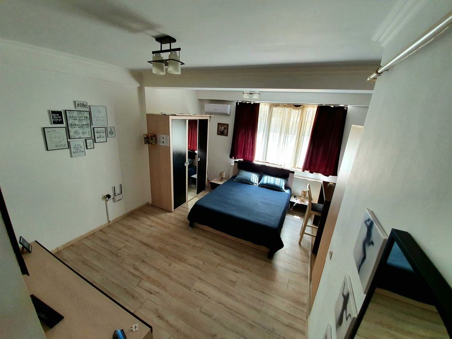 Garsoniera Mamaia centru Solid Residence cu parcare