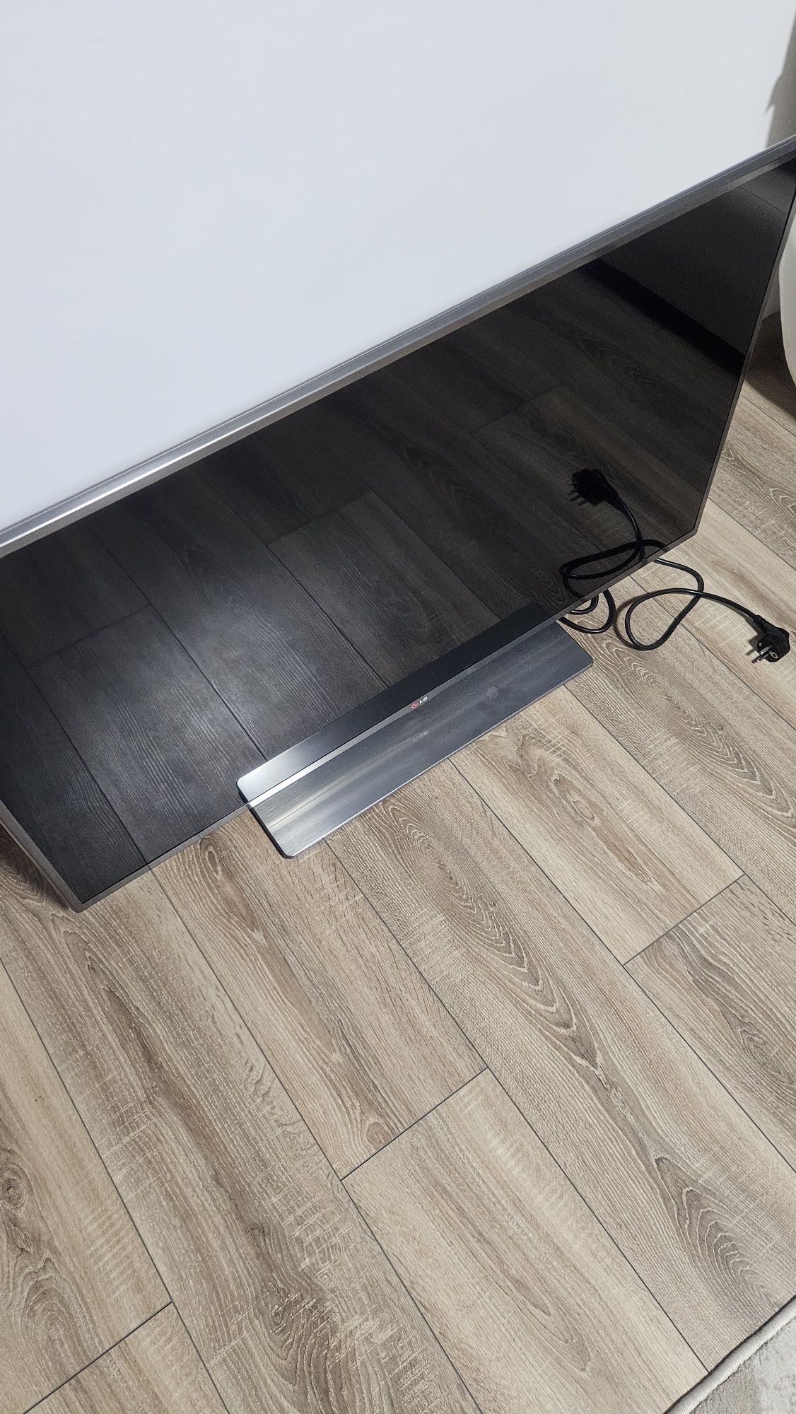 Tv/Smart tv lg 108 cm
