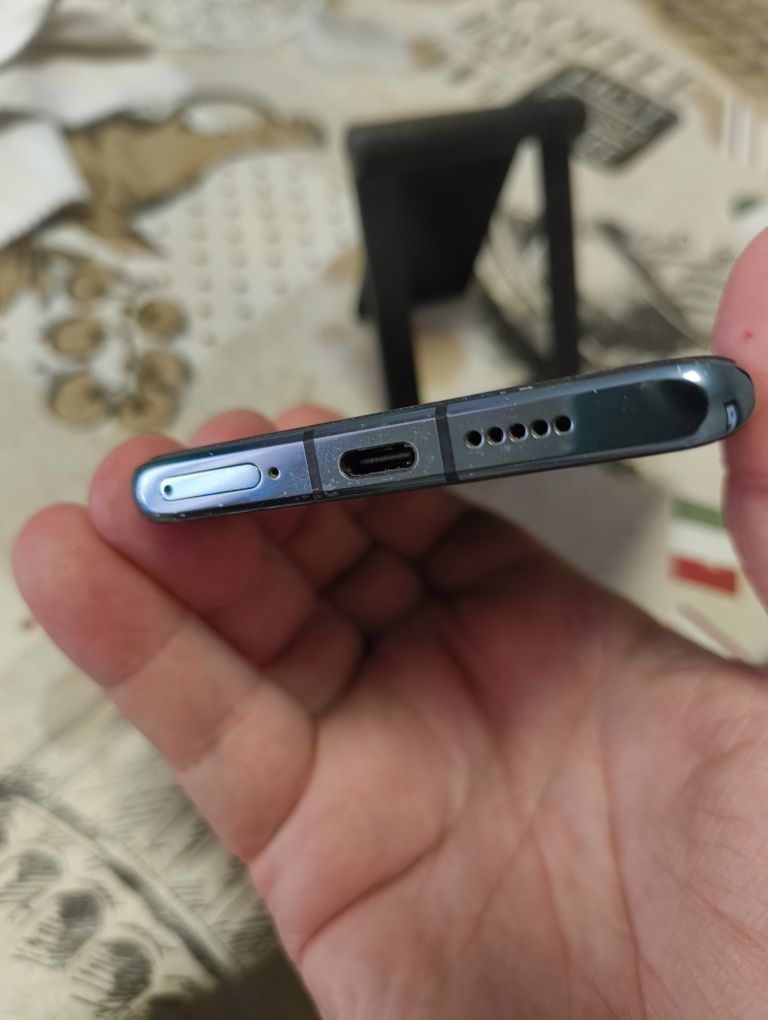 Huawei p30 Pro — 128GB\ 6RAM