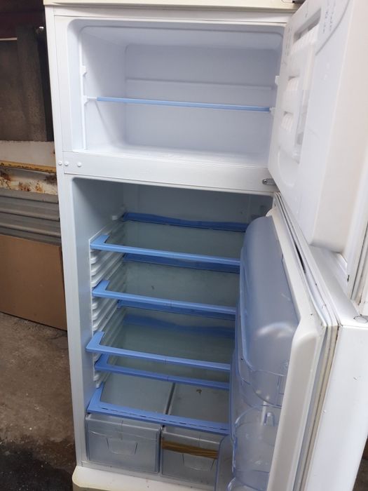 Combina arctic indesit whirpool zanussi  asigur transport