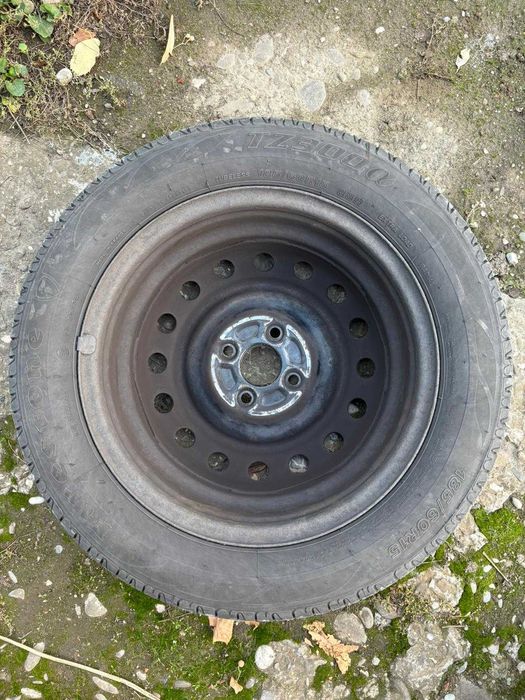 Jante Toyota Yaris R15