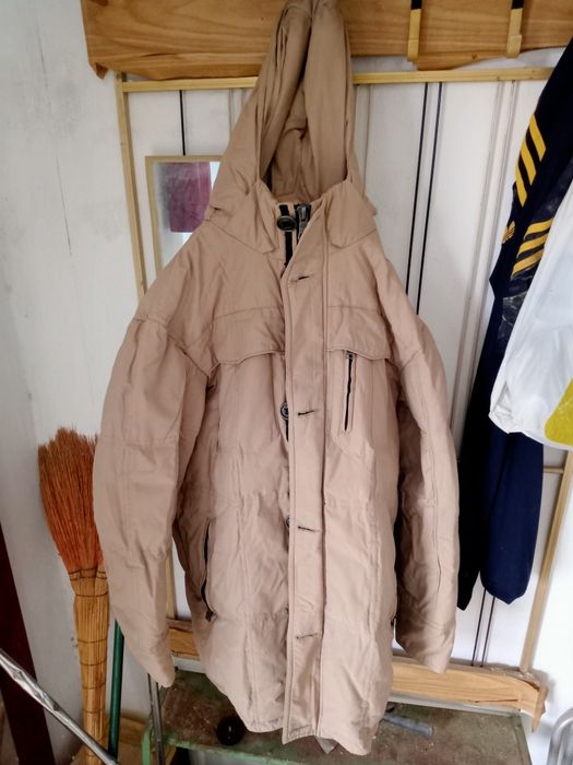 Зимний куртка 5000 тенгеден состояние почти новый