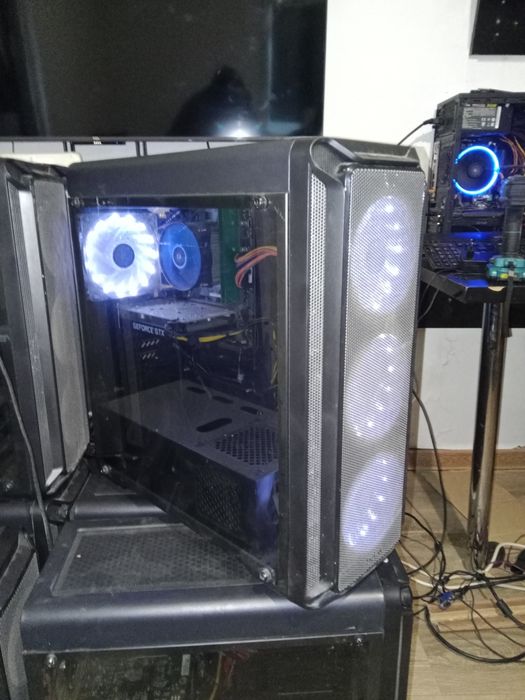 Продам системный блок i5 9400f/16/gtx1650