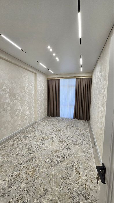 Бухара сити, Латтикода жойлашган 3 хонали квартира