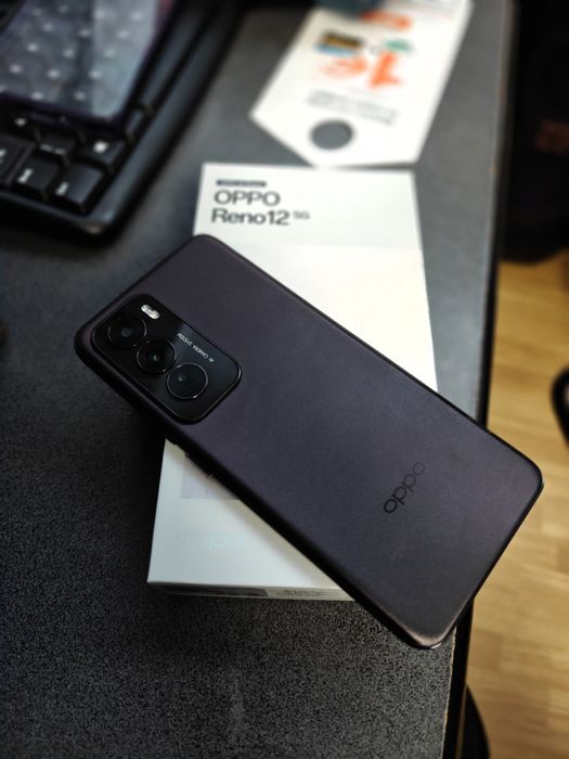 Vând sau Schimb Oppo RENO 12 5G