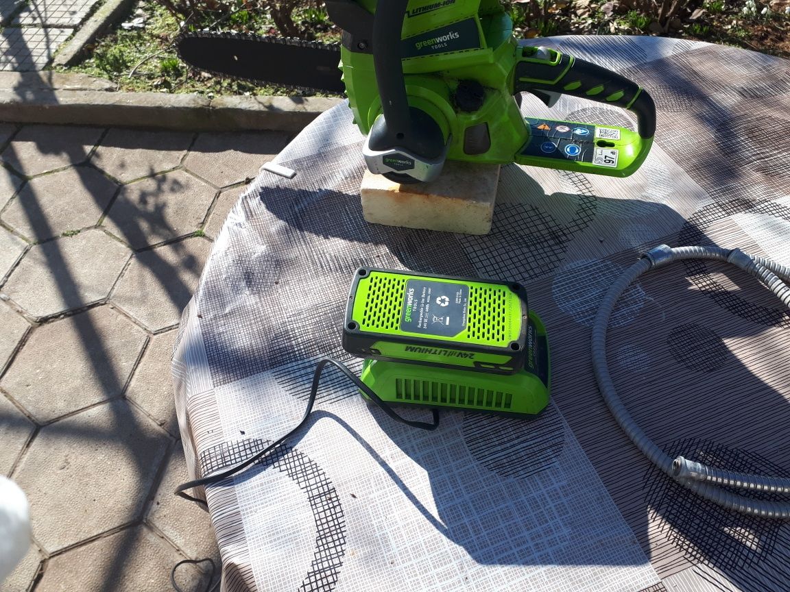 GreenWorks електрическа резачка за дърва