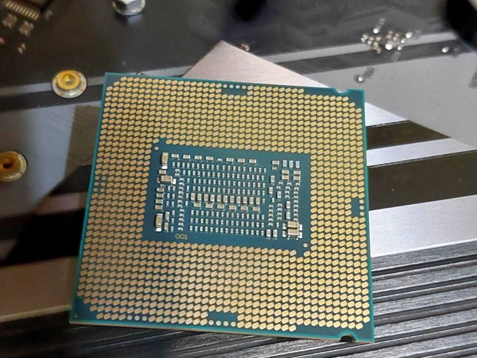 Intel Core i7 8700K + AsRock Z370 Extreme4