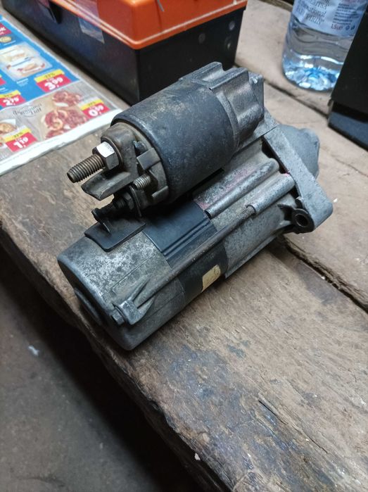 Стартер БМВ е46 320 дизел