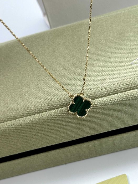 Colier Van Cleef & Arpels Gold 18K Malachite