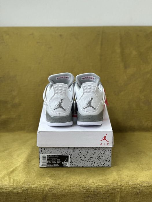 Jordan 4 Retro White Oreo 40
