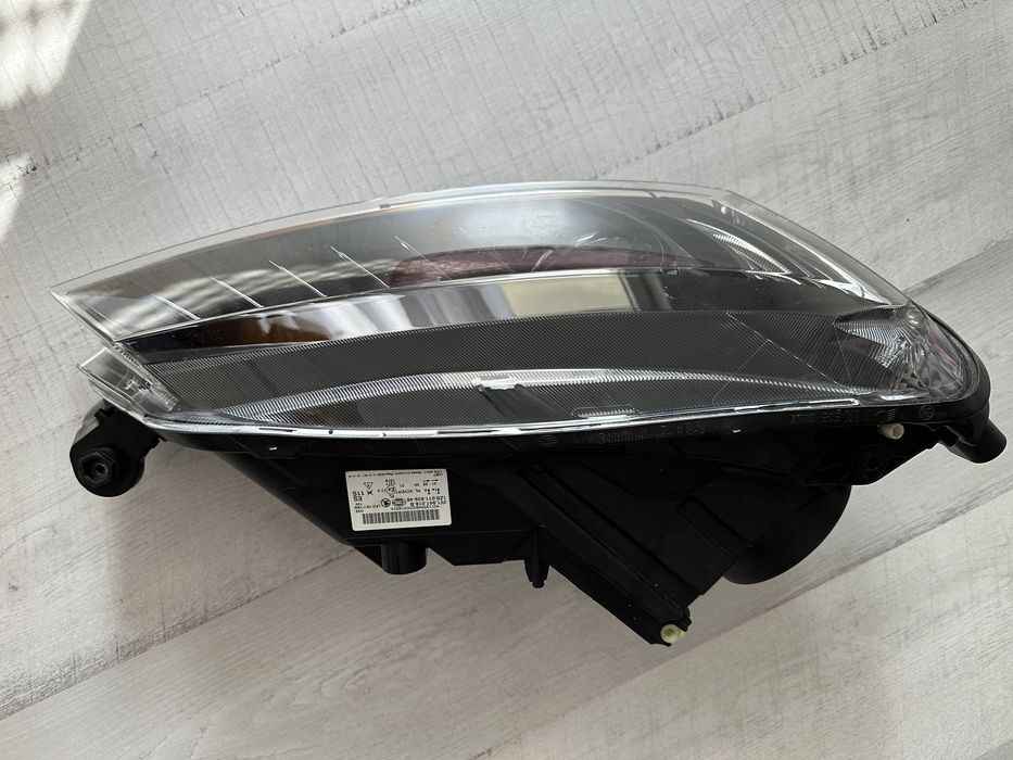 Far dreapta skoda superb 3 bixenon Europa