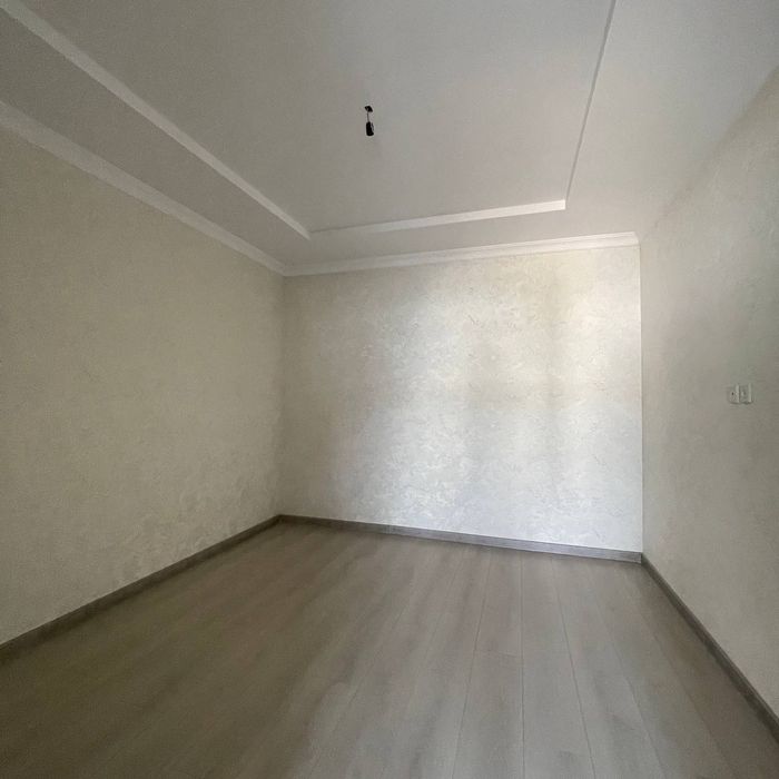 Куктеракдан утганда Генерал мактаб кучада 3.5 сотиг 4 хона сотилади