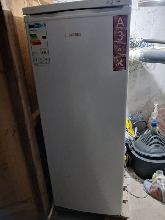 Vând combina frigorifica