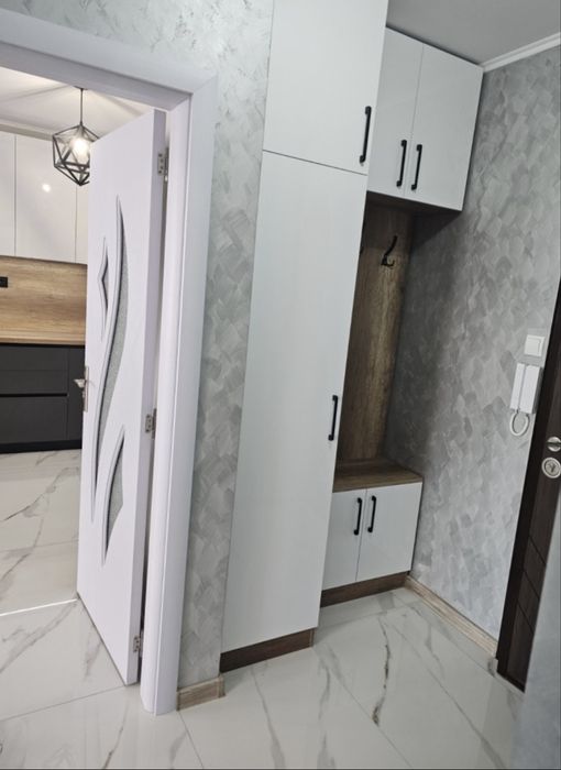 Дава се под наем Двустаен апартамент в Русе, Дружба 1 - 65 кв.м за 341.7 € - Снимка #7