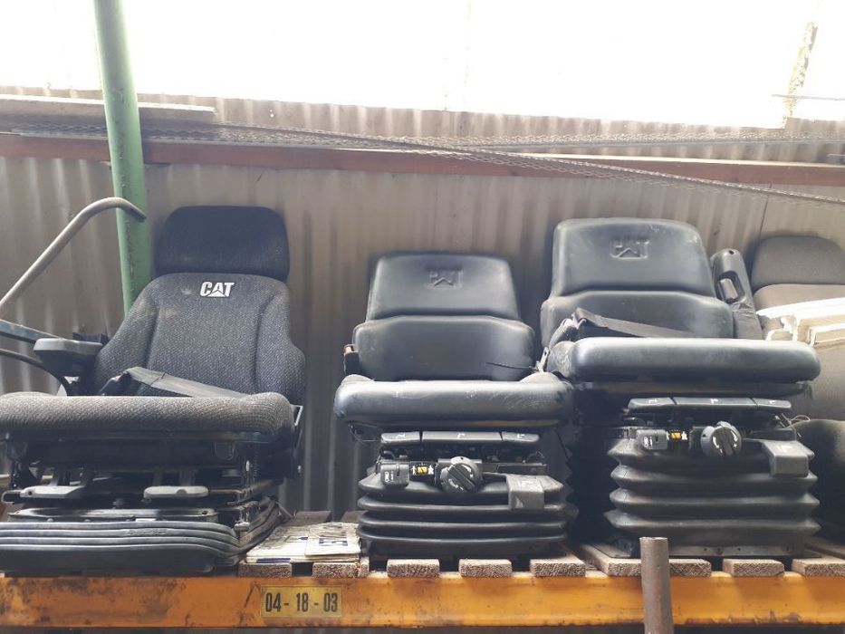 Scaune miniexcavatoare Caterpillar