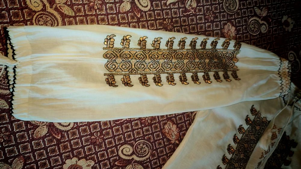 Ie populara mărimea S