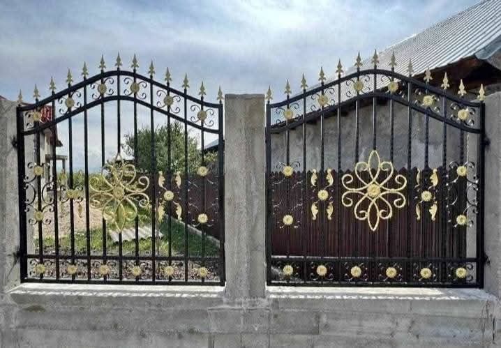 Porți garduri din fier forjat