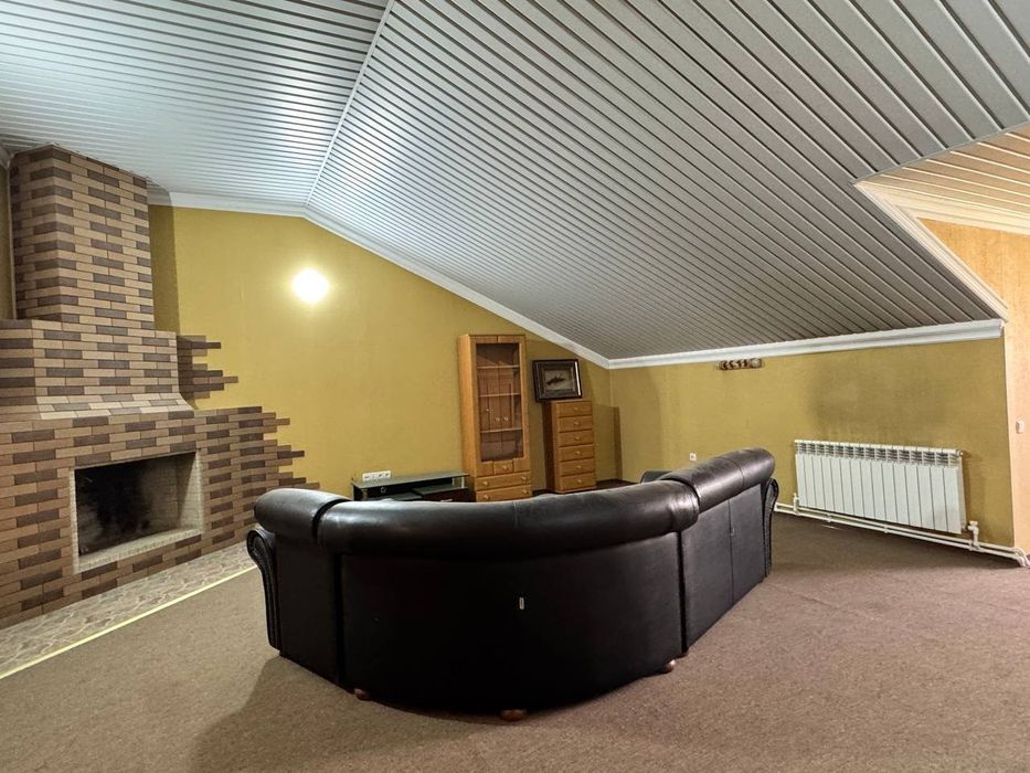 Срочно продается 4х ком квартира, ориентир: ул. Чехова Bon, 162м²