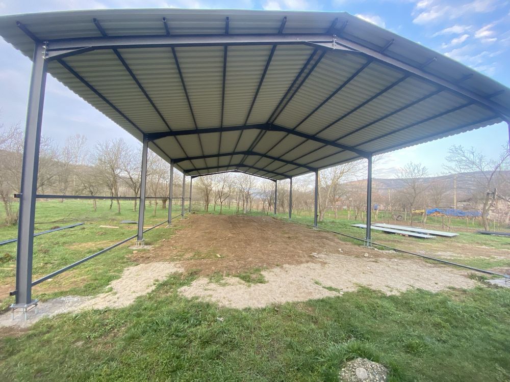 Vand structuri metalice orice dimensiune, de calitate
