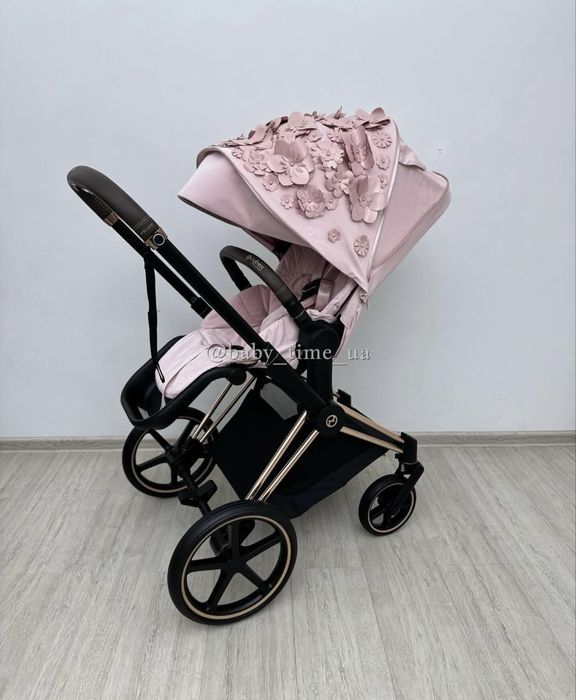 Cybex Priam Simply Flowers Pink 4.0 chassis Rosegold stroller