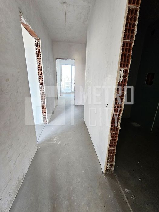 Продава се Тристаен апартамент в София, Овча купел - 123 кв.м за 1943 €/кв.м - Снимка #7