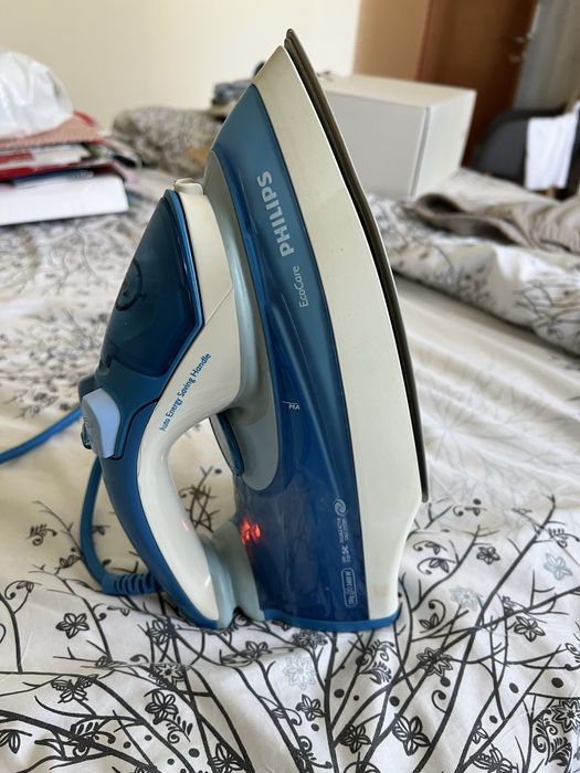 Fier de calcat Philips GC3721/02, talpa SteamGlide, 2400 W Steam boost