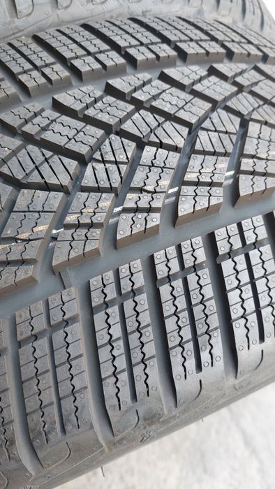 Нови гуми 245/45/20 Goodyear Ultragrip Performance 2 броя