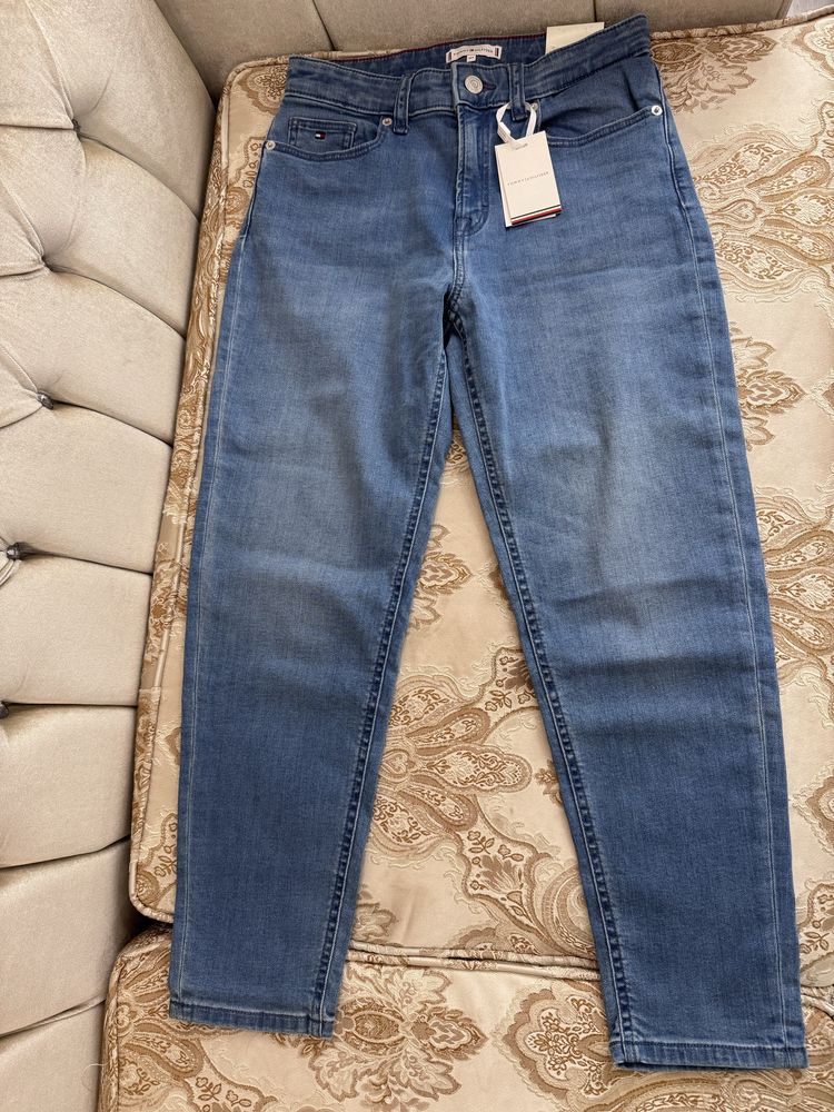 Дънки Tommy Jeans Calvin Klein Guess