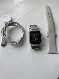 Продам Apple Watch SE 40mm White