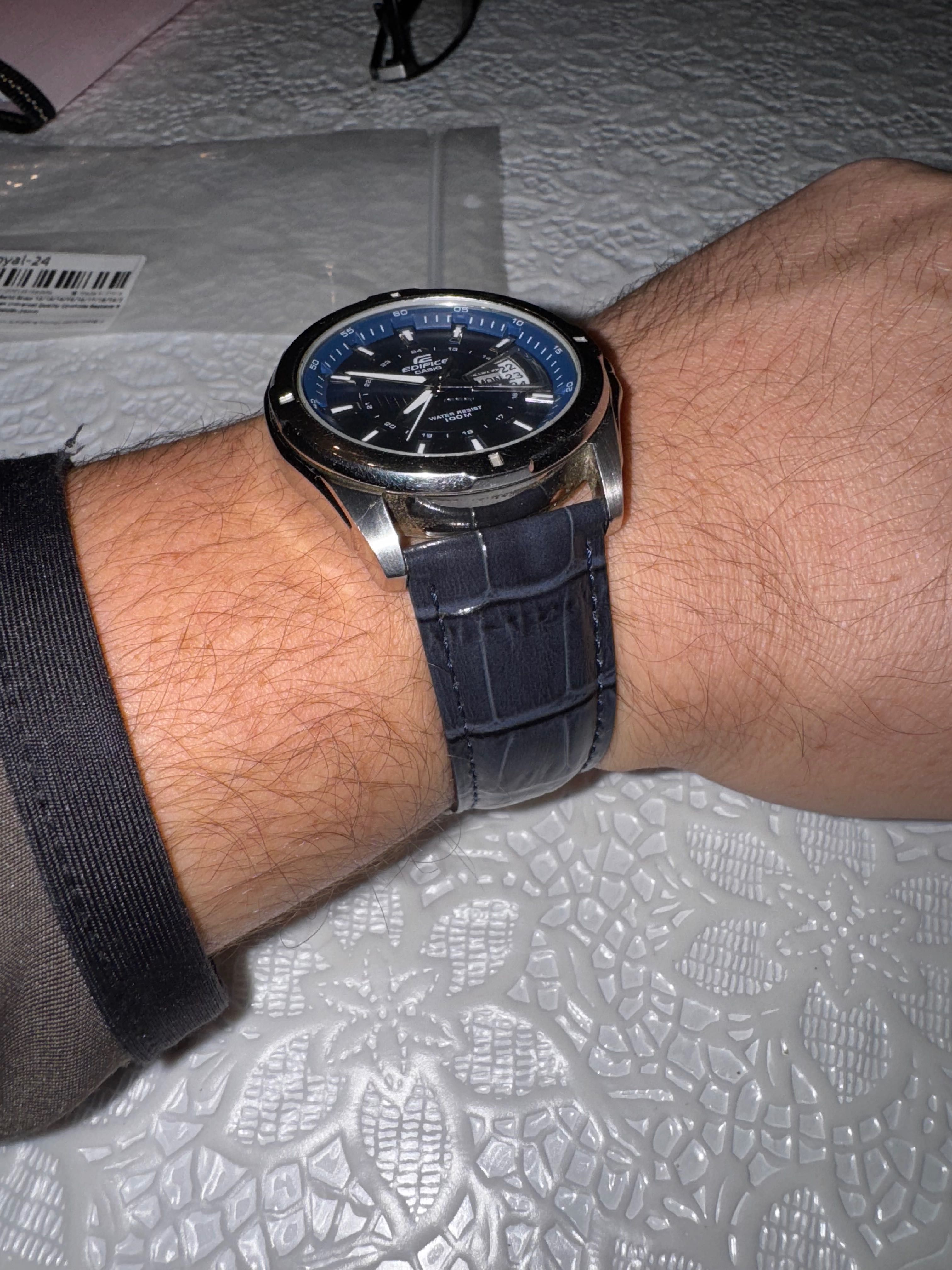 Часовник Casio Edifice EF-129D-2A