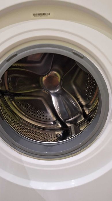 Пералня SHARP ES-NFA8121WD.