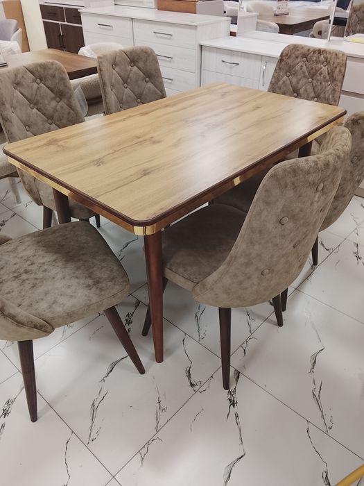 Стол и стулья по акции