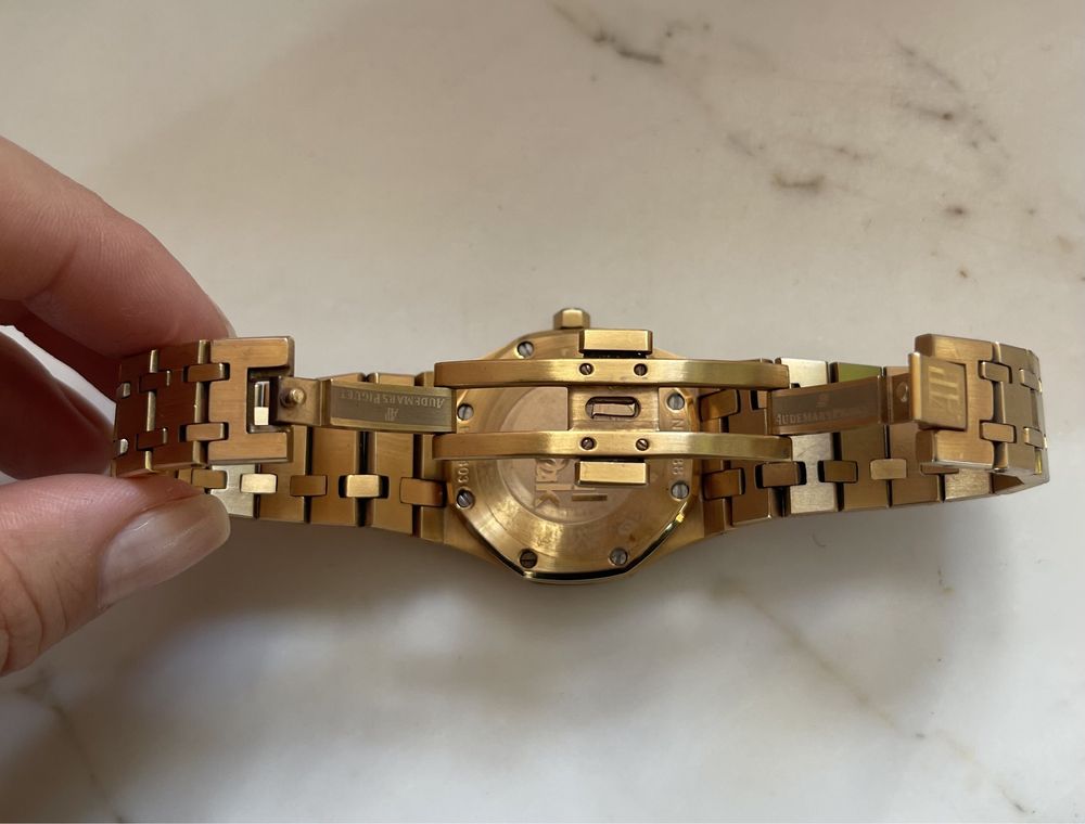 Красив часовник на марката Audemars  Piguet промоционална цена