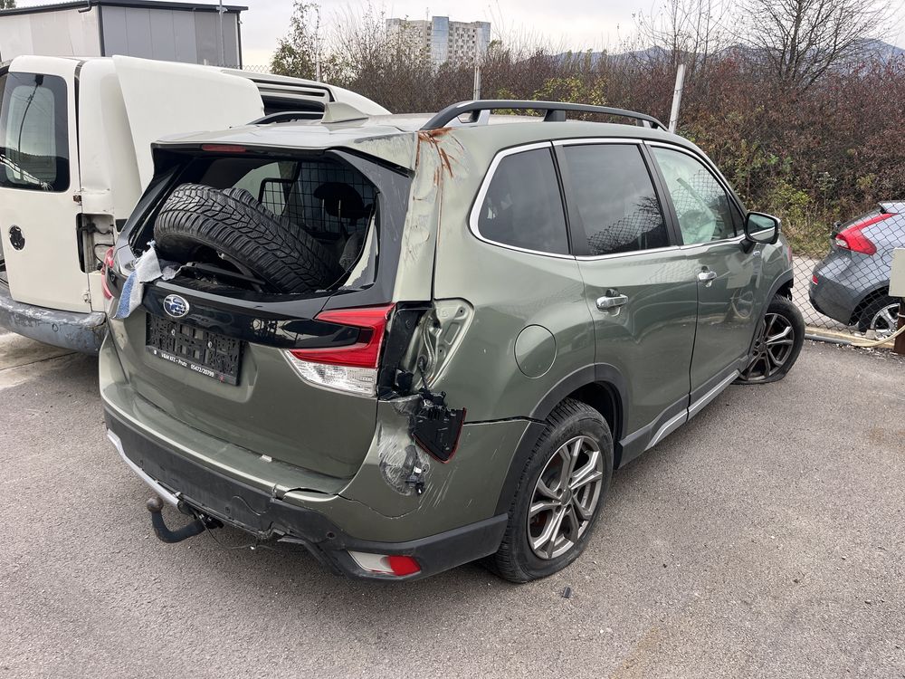 Subaru Forester 2022 Бензин/хибрид за части