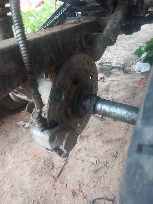 Vând atv bashan 200 cc